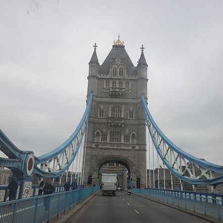 شقة Walking To Tower Bridge لندن المظهر الخارجي الصورة